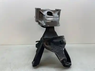 Second-hand car spare part engine support for audi a4 ber. (b8) s line sportpaket / plus oem iam references 8r0199381  