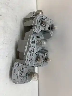 Second-hand car spare part lampholder for toyota corolla (e11) 2.0 d-4d linea sol oem iam references 0506101