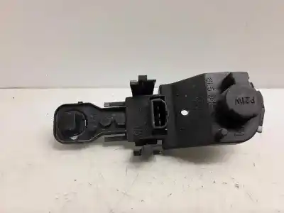 Second-hand car spare part Lampholder for SEAT LEON (1P1) 1.9 TDI OEM IAM references 6L5945231  