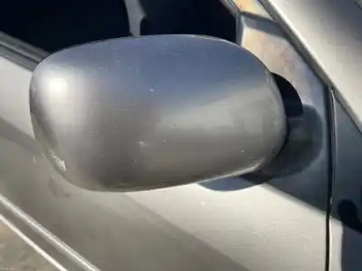 Автозапчасти б/у задний вид справа за toyota corolla (e12) 2.0 d-4d sol berlina ссылки oem iam    Автозапчасти б/у задний вид справа за toyota corolla (e12) 2.0 d-4d sol berlina ссылки oem iam