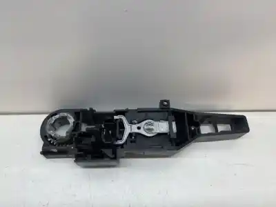 Second-hand car spare part left front outer door handle bracket for renault kangoo profesional oem iam references 8200497521  