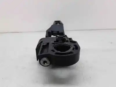 Second-hand car spare part left front outer door handle bracket for renault kangoo expression profesional oem iam references 8200497521  