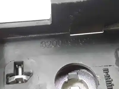 Second-hand car spare part left front outer door handle bracket for renault kangoo expression profesional oem iam references 8200497521  