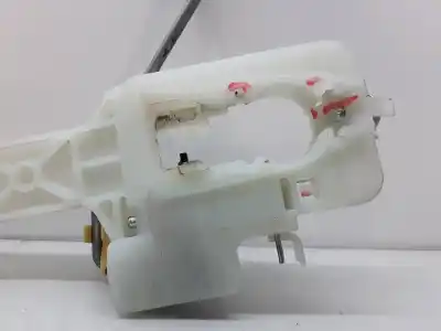 Second-hand car spare part right front outer door handle bracket for kia niro eniro drive oem iam references   