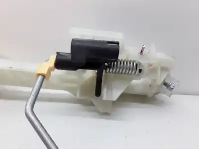 Second-hand car spare part right front outer door handle bracket for kia niro eniro drive oem iam references   