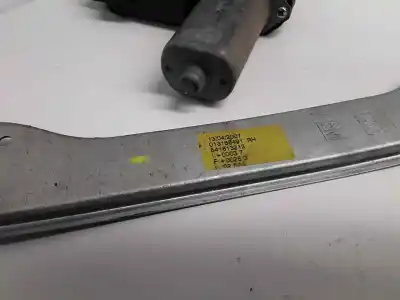 Second-hand car spare part passenger side right window regulator for opel corsa d corsa d oem iam references 541613212  