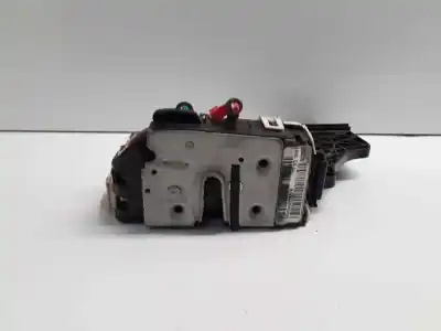Second-hand car spare part left front door lock for chrysler sebring (js) 2.0 crd oem iam references p04589421ada  