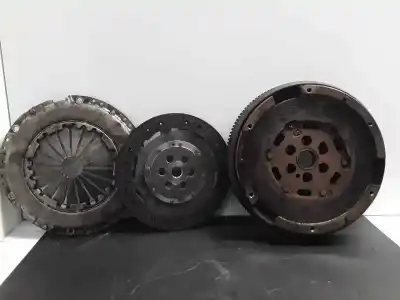 Pezzo di ricambio per auto di seconda mano kit frizione per citroen c4 berlina collection riferimenti oem iam   