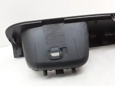 Second-hand car spare part right front power window switch for kia ceed (ed) 1.6 concept oem iam references 823611h000  