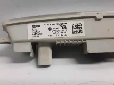 Second-hand car spare part front right headlight for citroen c3 picasso collection oem iam references 89208649