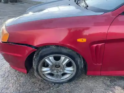 Pezzo di ricambio per auto di seconda mano parafango anteriore sinistro per hyundai coupe (j2) 1.6 fx coupe riferimenti oem iam 
