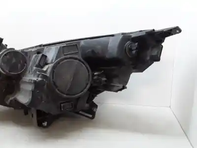 Peça sobressalente para automóvel em segunda mão farol / farolim direito por opel zafira 2.0 cdti tourer 16v referências oem iam 13399859