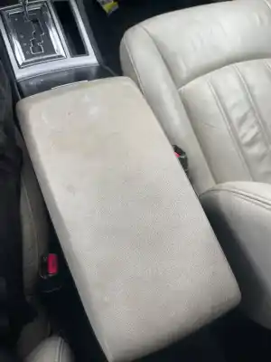Second-hand car spare part CENTER ARMREST for CHRYSLER 300 C 3.0 CRD CAT OEM IAM references   