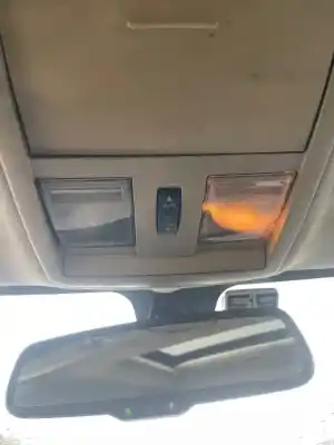 Second-hand car spare part INTERIOR LIGHT for CHRYSLER 300 C 3.0 CRD CAT OEM IAM references   