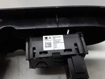 Pièce détachée automobile d'occasion commande de lève vitre arrière gauche pour citroen c4 lim. (08.2010->) références oem iam 96657926xt