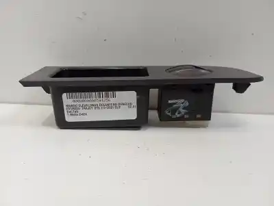 Second-hand car spare part right front power window switch for hyundai trajet (fo) 2.0 crdi gls oem iam references   
