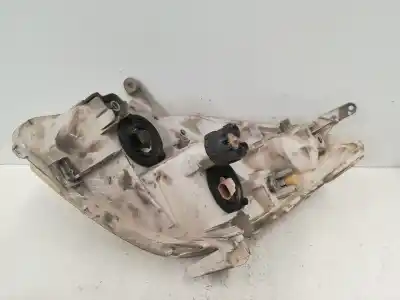 Second-hand car spare part right headlight for toyota corolla (e12) 2.0 d-4d terra berlina oem iam references   