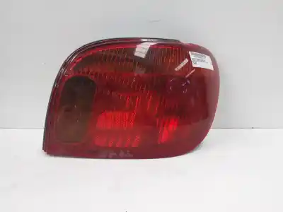 Автозапчастина б/у правий ліхтар для TOYOTA YARIS (NCP1/NLP1/SCP1) * Посилання на OEM IAM   