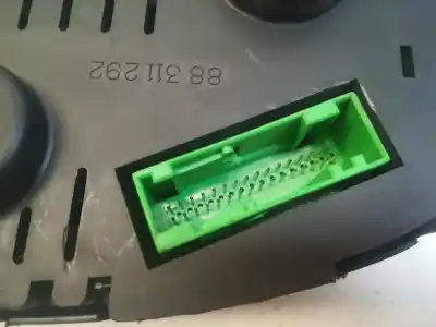 Peça sobressalente para automóvel em segunda mão quadrante por seat leon (1m1) * referências oem iam w01m0920801b  