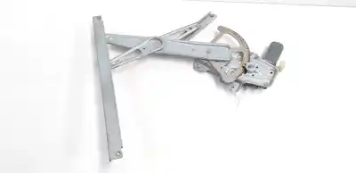 Pièce détachée automobile d'occasion Léve Glace Avant Droit pour TOYOTA YARIS (NCP1/NLP1/SCP1) * Références OEM IAM 0130822017  