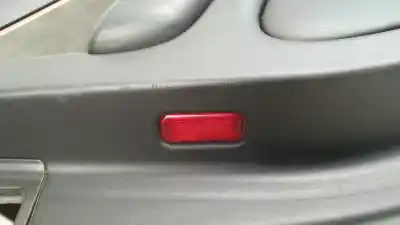 Автозапчасти б/у обивка задней левой двери за audi a8 (4e2) 3.0 tdi quattro ссылки oem iam   