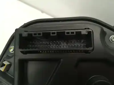 Peça sobressalente para automóvel em segunda mão quadrante por toyota auris luna+ referências oem iam 8380002m32  