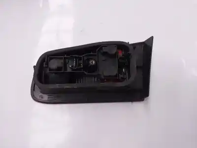 Автозапчасти б/у ВНУТРЕННИЙ ПРАВЫЙ ЗАДНИЙ ФОНАРЬ за RENAULT LAGUNA II (BG0) Confort Authentique ссылки OEM IAM   