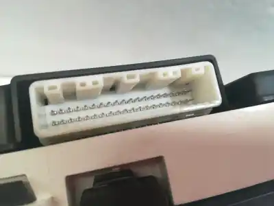 Second-hand car spare part dashboard for toyota corolla (e12) 2.0 d-4d linea luna berlina oem iam references 110080288002  