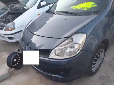 Second-hand car spare part left front fin for renault clio iii exception oem iam references 