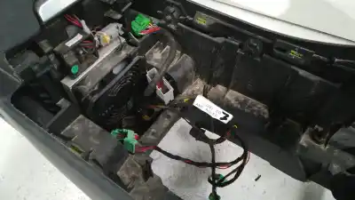 Автозапчастина б/у центральний подлокник для land rover range rover (lm) tdv8 hse посилання на oem iam   