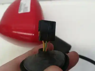 Pezzo di ricambio per auto di seconda mano specchio sinistro per opel corsa d ´´111 years´´ riferimenti oem iam e1020873  