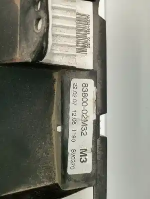 Peça sobressalente para automóvel em segunda mão quadrante por toyota auris luna+ referências oem iam 8380002m32  