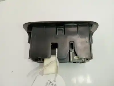 Peça sobressalente para automóvel em segunda mão botão / interruptor elevador vidro traseiro esquerdo por toyota auris luna+ referências oem iam   