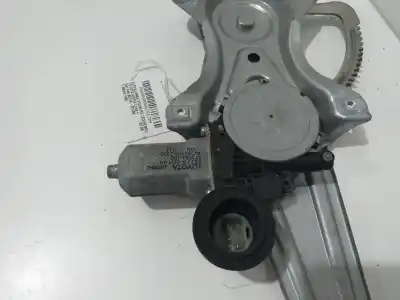 Peça sobressalente para automóvel em segunda mão  por TOYOTA AURIS  Referências OEM IAM 85710-0D100  