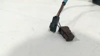 Peça sobressalente para automóvel em segunda mão espelho retrovisor direito por citroen c2 audace referências oem iam 12363760  