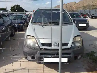 Автозапчастина б/у передній бампер для RENAULT SCENIC RX4 (JA0) 1.9 dCi Salomon Посилання на OEM IAM   