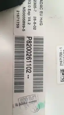 Second-hand car spare part dashboard for renault clio ii fase ii (b/cb0) base authentique 82 cv / 60 kw oem iam references p8200261102  