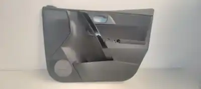 Peça sobressalente para automóvel em segunda mão Forra / Revestimento Da Porta Dianteira Direita por TOYOTA AURIS Hybrid Feel  Edition Referências OEM IAM 6777702300  