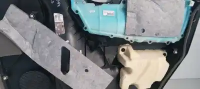 Peça sobressalente para automóvel em segunda mão forra / revestimento da porta dianteira esquerda por toyota auris hybrid feel  edition referências oem iam 6777802280