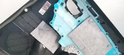 Peça sobressalente para automóvel em segunda mão forra / revestimento da porta traseira esquerda por toyota auris hybrid feel  edition referências oem iam 6773602240