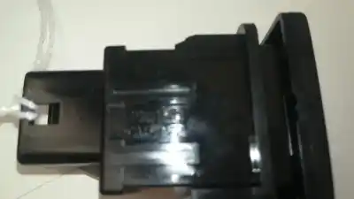 Peça sobressalente para automóvel em segunda mão trocar por toyota auris hybrid feel  edition referências oem iam 15d160