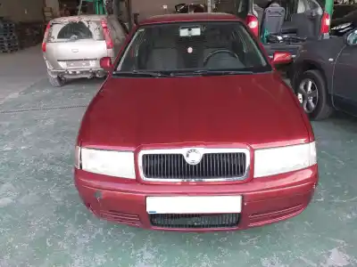 İkinci el araba yedek parçası SOL FAR için SKODA OCTAVIA I COMBI (1U5)  OEM IAM referansları 1U1941015E  