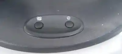 Pezzo di ricambio per auto di seconda mano modanatura per toyota yaris (ncp1/nlp1/scp1) 1.0 linea luna riferimenti oem iam 55411-52010  