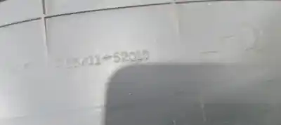 Pezzo di ricambio per auto di seconda mano modanatura per toyota yaris (ncp1/nlp1/scp1) 1.0 linea luna riferimenti oem iam 55411-52010  