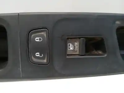 Second-hand car spare part passenger side right window regulator for jeep renegade limited 4x2 oem iam references 7356518830  