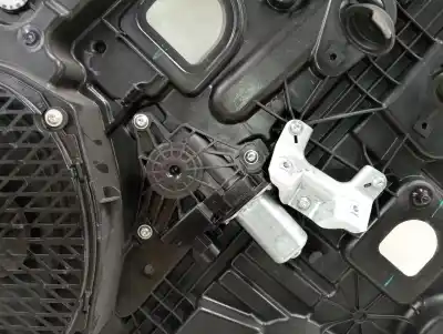 Автозапчастина б/у регулятор скла заднього правого для jeep renegade limited 4x2 посилання на oem iam c46790-105  