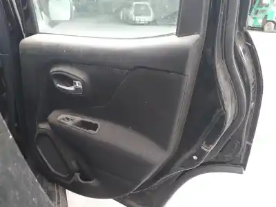 Pezzo di ricambio per auto di seconda mano Rivestimento Porta Posteriore Destro per JEEP RENEGADE Limited 4X2 Riferimenti OEM IAM   