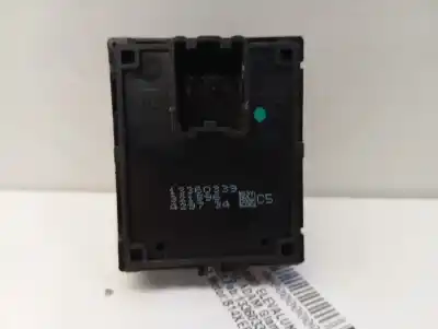 Peça sobressalente para automóvel em segunda mão botão / interruptor elevador vidro dianteiro direito por opel adam (m13) 1.4 referências oem iam 13360339  