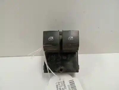 Peça sobressalente para automóvel em segunda mão botão / interruptor elevador vidro dianteiro esquerdo por opel adam (m13) 1.4 referências oem iam 13360335  