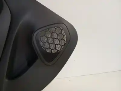 Piesă de schimb auto la mâna a doua copie usa spate stânga pentru renault captur adventure referințe oem iam   